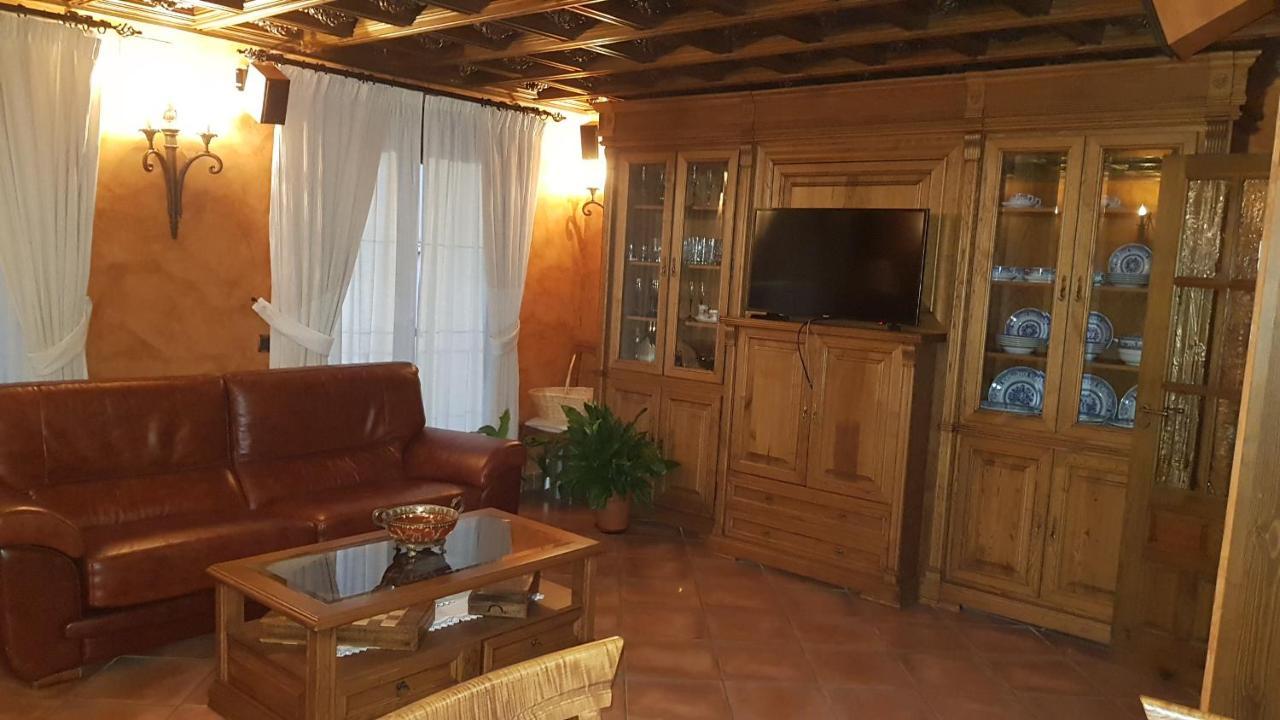 Hostal Rural Los Telares Пастрана Екстер'єр фото