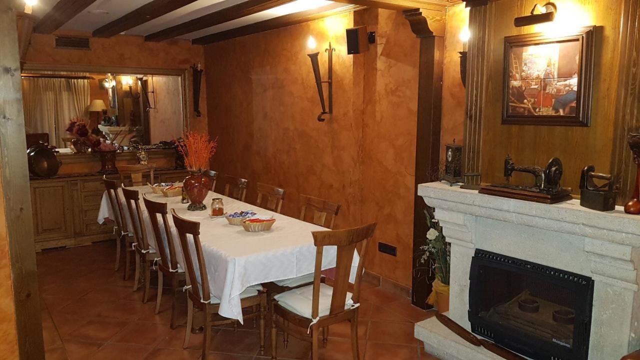 Hostal Rural Los Telares Пастрана Екстер'єр фото